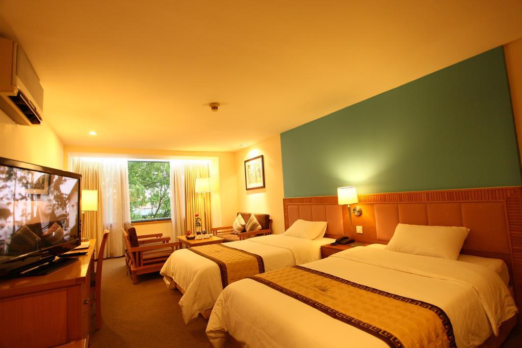 Galaxy Hotel Hanoi Exterior photo